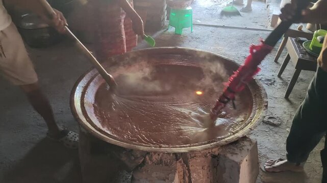 Making Traditional Indonesian Dodol | 4k