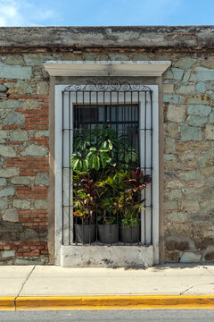 Casa colonial de cantera en el centro de Oaxaca M&eacute;xico