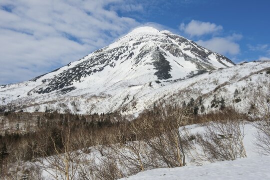 Snowcapped mountains in the Unesco world heritage site Shiretoko National Park, Hokkaido, Japan