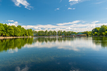 Obraz premium Summer Scenery of East Lake Scenic Area, Wuhan