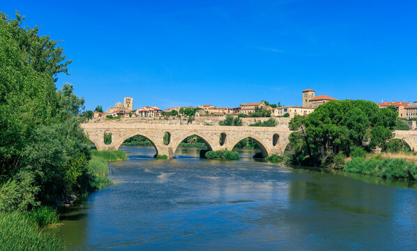 Ancient Roman stone bridge over Duero river in Zamora Spain