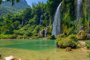 Fototapeta premium Ban Gioc-Detian Falls in Cao Bang Province