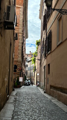 Fototapeta premium quite italian street 