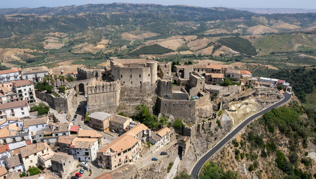 Panorama di Santa Severina e il castello