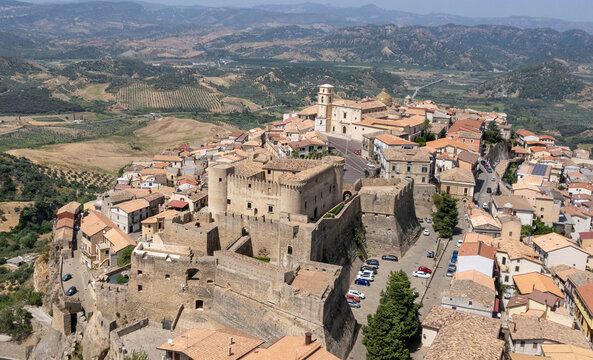 Panorama di Santa Severina e il castello