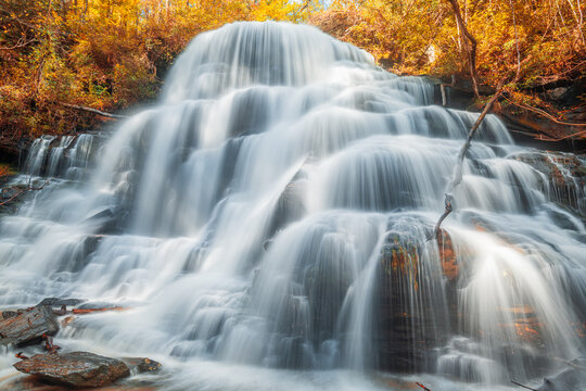 Yellow Branch Falls, Walhalla, South Carolina, USA