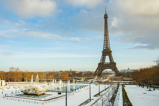 Eiffel tower in winter with snow at trocadero