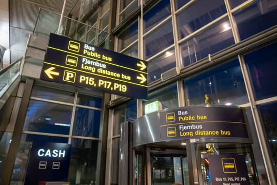 Airport signs guiding bus and parking directions