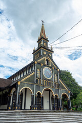 Église en bois de Kon Tum, Vietnam © Alexandre Grin