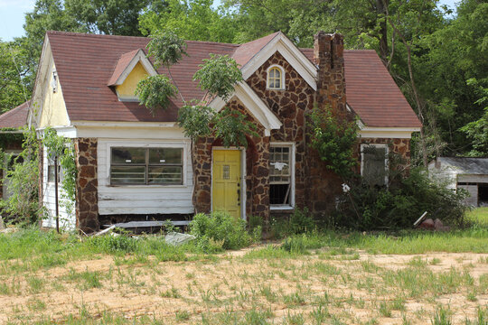 Abandoned Rock House In Rural East Texas. Tyler TX