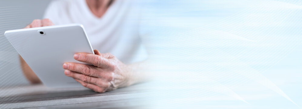 Tablet using; panoramic banner