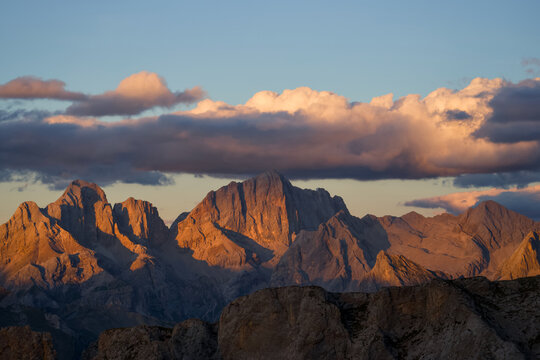 Marmolada al tramonto vista dal Sas Aut, Dolomiti, Val di Fassa