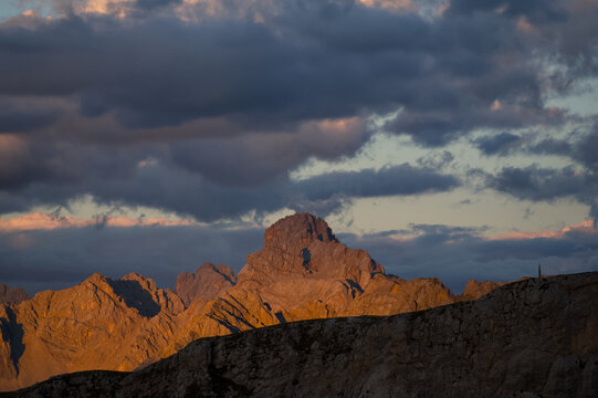 Cima dell'Uomo al tramonto, vista dal Sas Aut, Dolomiti