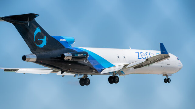 Zero G Trijet