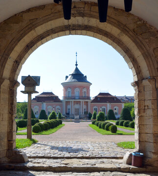 Zolochiv Castle Ukraine is comprised of the huge rectangular Grand Palace and the smaller rotunda of the Chinese Palace, which holds a large collection of Oriental art.