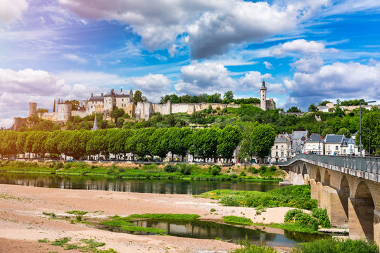 Chinon, located in the Indre‑et‑Loire department of the Centre‑Val de Loire region in France, is a medieval hilltop fortress overlooking the Vienne River and known for its towers.