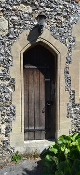 London,  Old House in Hatfield, wooden door Tudor time