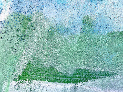 manchas de brochazos con pintura blanca sobre una pared verde rugosa con textura y abstracto IMG_7660-as26