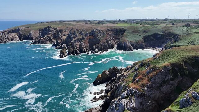 survol de la c&ocirc;te sauvage du Cap Sizun, Finist&egrave;re, Bretagne