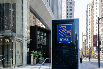 Obraz premium Toronto, Ontario, Canada - September 7, 2026: Closeup RBC (Royal Bank of Canada) logo sign outside the office building on King street in Toronto, Ontario, Canada. 