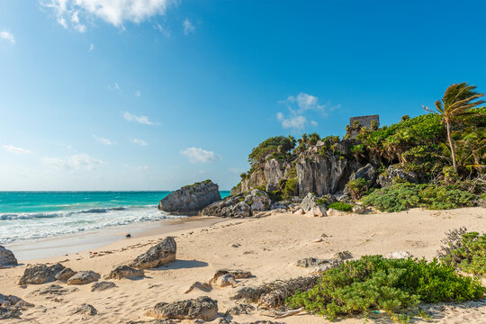 Tulum beach with El Castillo Mayan ruins, Quintana Roo, Yucatan, Mexico.