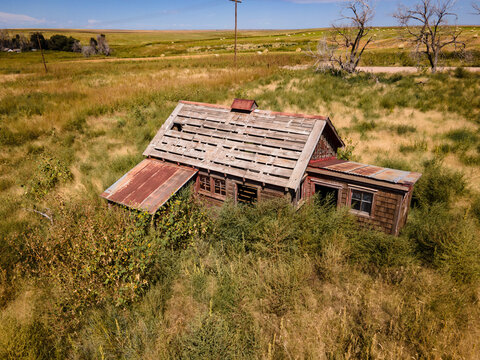 Steep and textured roof on the barn
