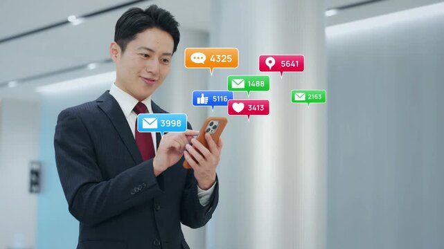 スマホを見る男性とソーシャルメディア。SNS、アプリ、口コミ、通知、いいね、拡散、レビュー、動画