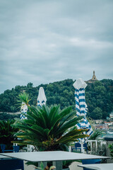 Obraz premium outdoor restaurant overlooking La Concha Bay in San Sebastian, Basque Country, Spain