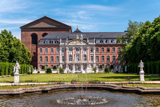The Electoral Palace features a fountain in Trier