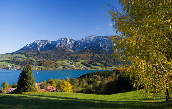 Austria, Attersee, View of Hoellen Mountain during autumn