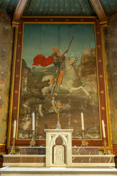 Main altar with a painting of Saint George slaying the dragon, Gers, Saint Georges, France
