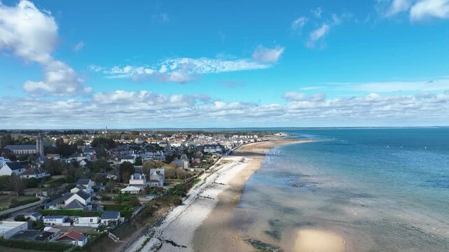 plage et ville de Grandcamp-Maisy, Calvados, Normandie
