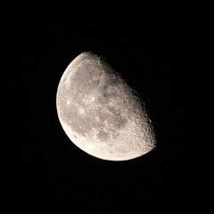 Waning gibbous moon and craters at night © Banu Sevim