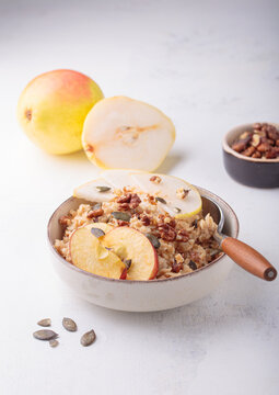 Fall autumn breakfast oats pear apple nuts seeds