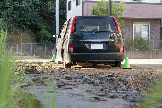 冠水車　水没車　豪雨