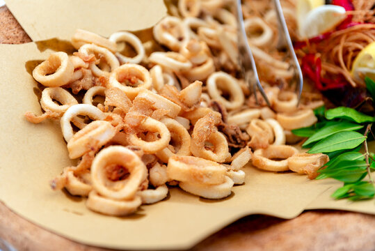 Frittura di anelli di calamari, Cibo Italiano 