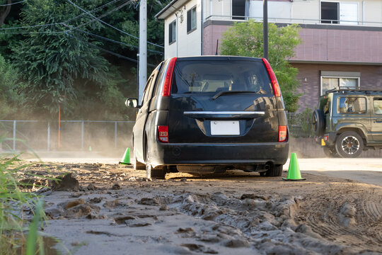 冠水車　水没車　豪雨