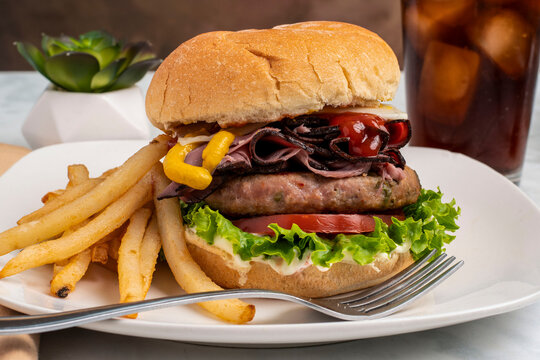 turkey buger top with roast beef