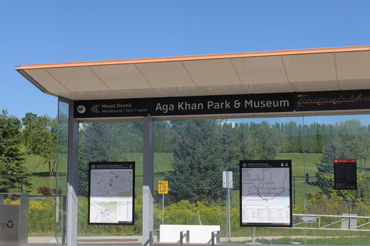 Eglinton Line 5 transit stop at Aga Khan Park & Museum, Toronto
