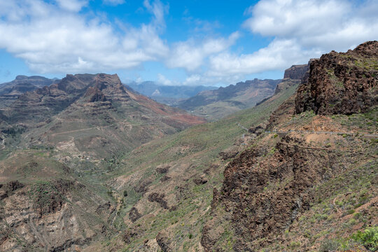Landscape photo of the view from the Mirador astronomico de la Degollada de las Yeguas