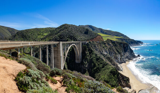 The Bixby Creek Bridge of Highway 1 - California's coastal bridge