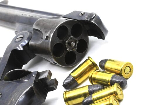 Empty revolver type firearm