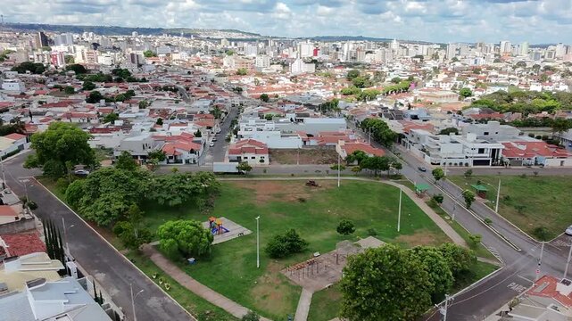 Vista a&eacute;rea do Bairro Guanabara, Patos de Minas, Minas Gerais