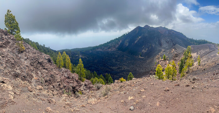 The volcano El Duraznero on the hike Ruta de los Volcanos on La Palma, Canary Islands, Spain.