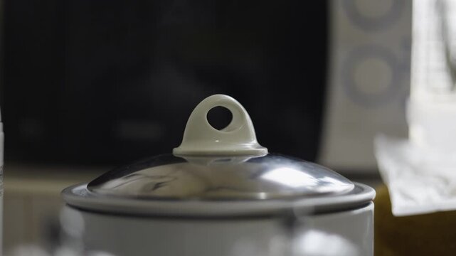 Boiling Rice In Small Electric Rice Cooker