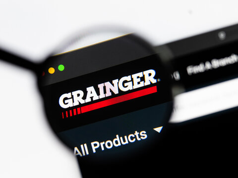 Milan, Italy 2026, 15 AGO Closeup of WW Grainger website page on a laptop screen. Focus on WW Grainger logo under a magnifying glass.