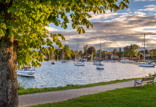 Abendstimmung am Starnberger See, Brahmspromenade, Tutzing, Bayern, Deutschland
