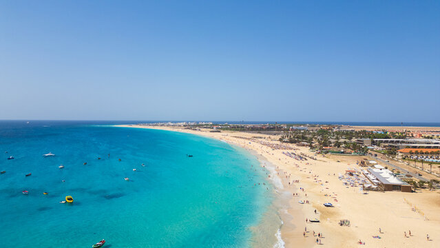 Vista aerea della spiaggia di Santa Maria, Isola di Sal, Capo Verde