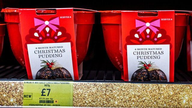 Close Up Of Marks And Spencer 6 Month Matured Cristmas Pudding With Price Tag, UK