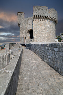 Minčeta Tower (Minčeta kula), built in the 14th century, the highest point and a prominent symbol of the walls of Dubrovnik, Croatia, renowned for their medieval defensive architecture.
